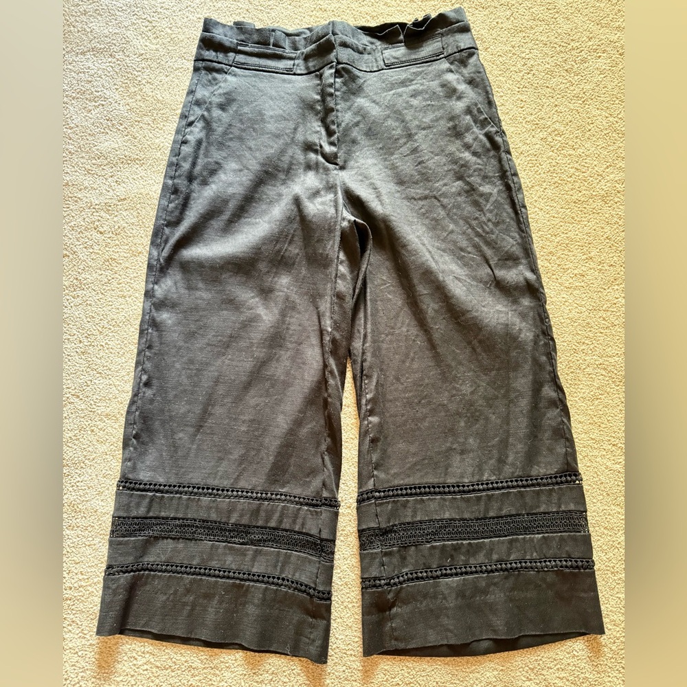 WHBM Wide Leg Crop Capris, Size 8S